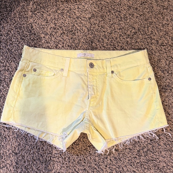 7 For All Mankind Light Yellow Jean Shorts - Picture 1 of 3